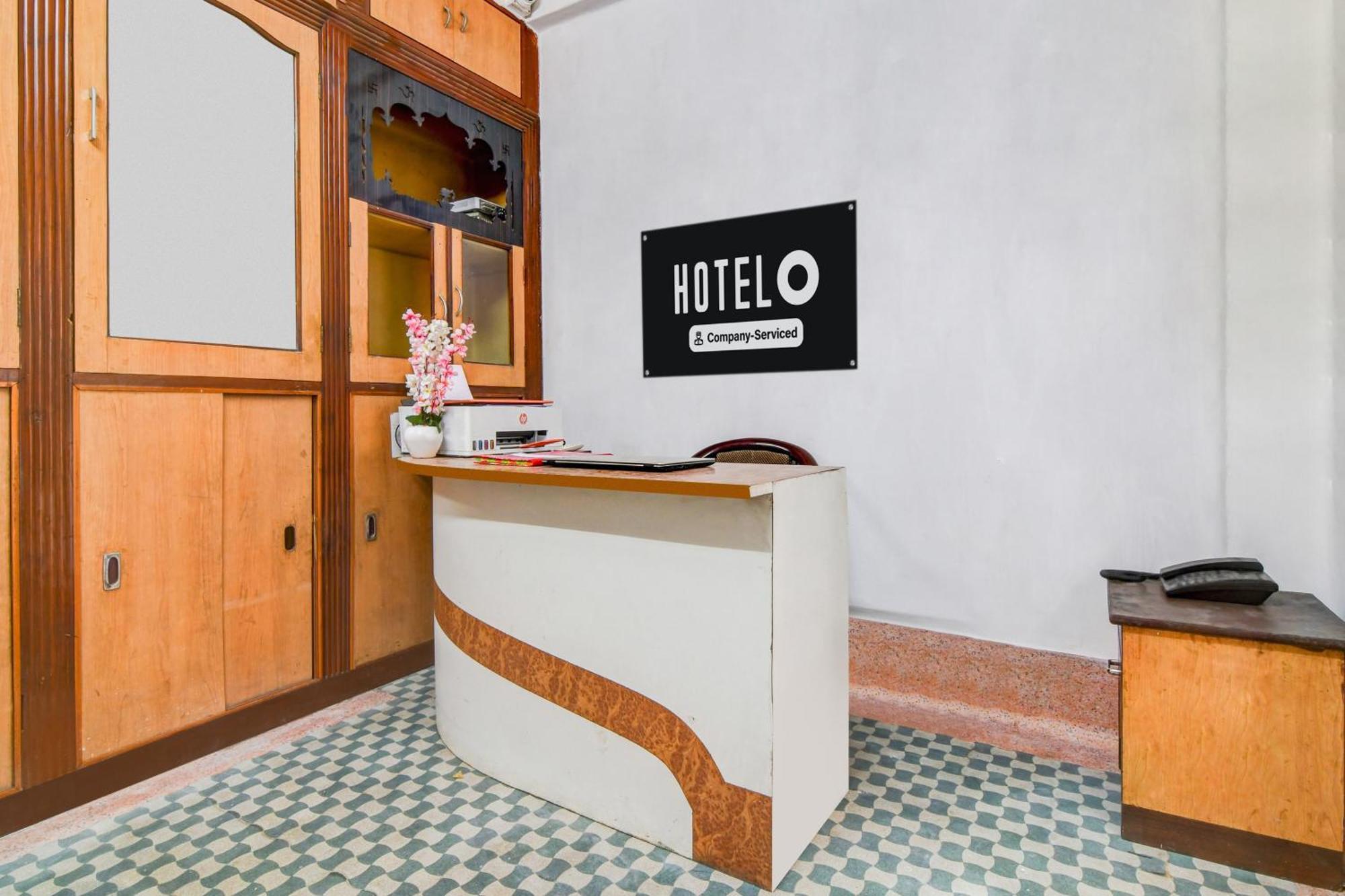 Super Hotel O Lenin Sarani Калькутта Экстерьер фото